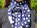 Foulard à pois