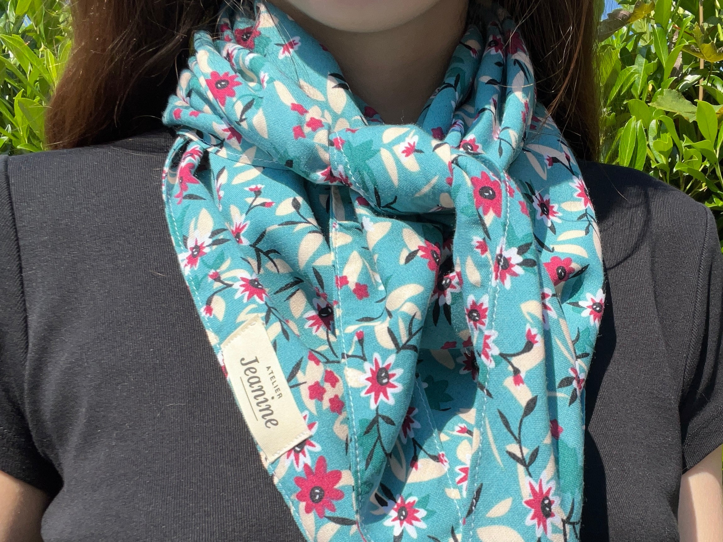 Foulard fleuri